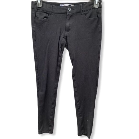 Paige Black Pants - Picture 1 of 7